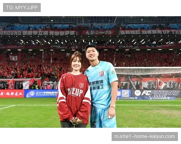 蹇韬多次神扑帮助球队 蓉城门将成客场拿分功臣 蹇韬多次神扑帮助球队 蓉城门将成客场拿分功臣